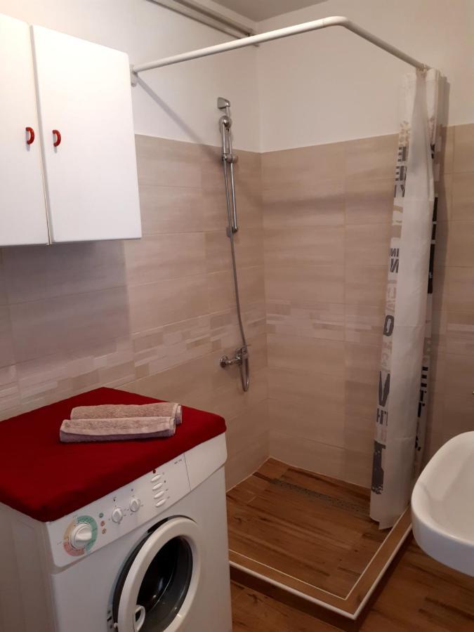 Apartment Three-bedroom Meden