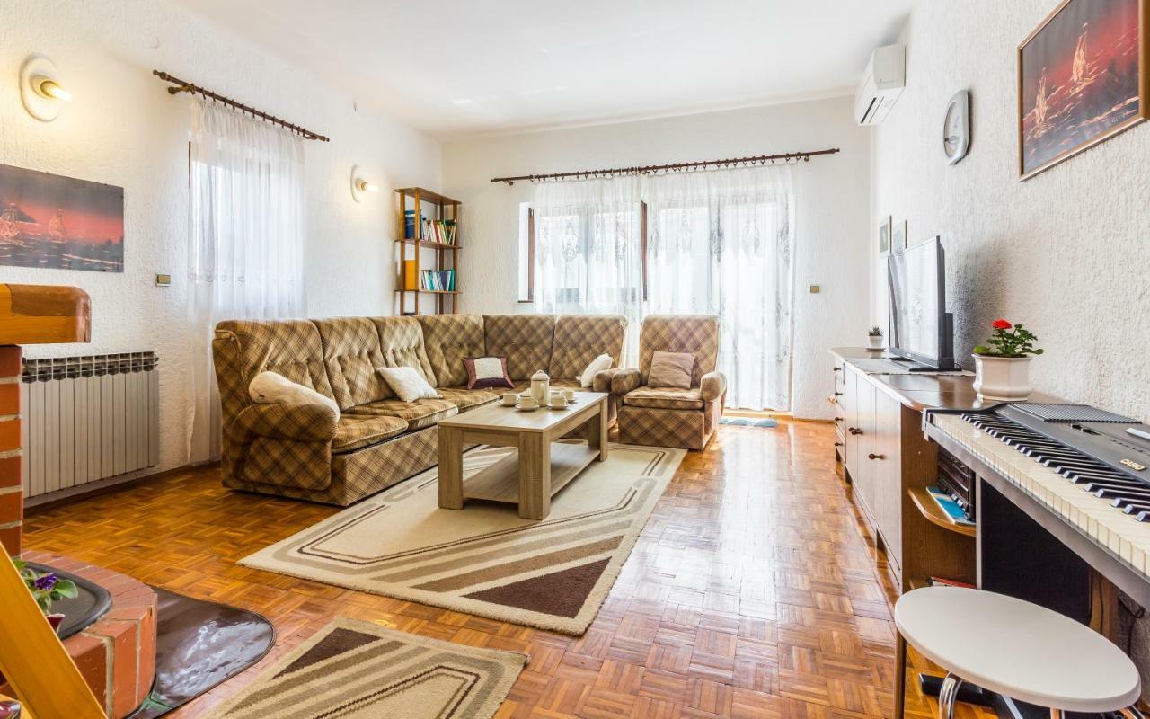 Three-bedroom Meden *