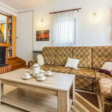 Three-Bedroom Apartment Meden Pomer Exterior photo