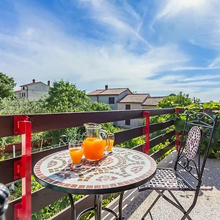Three-Bedroom Apartment Meden Pomer Exterior photo