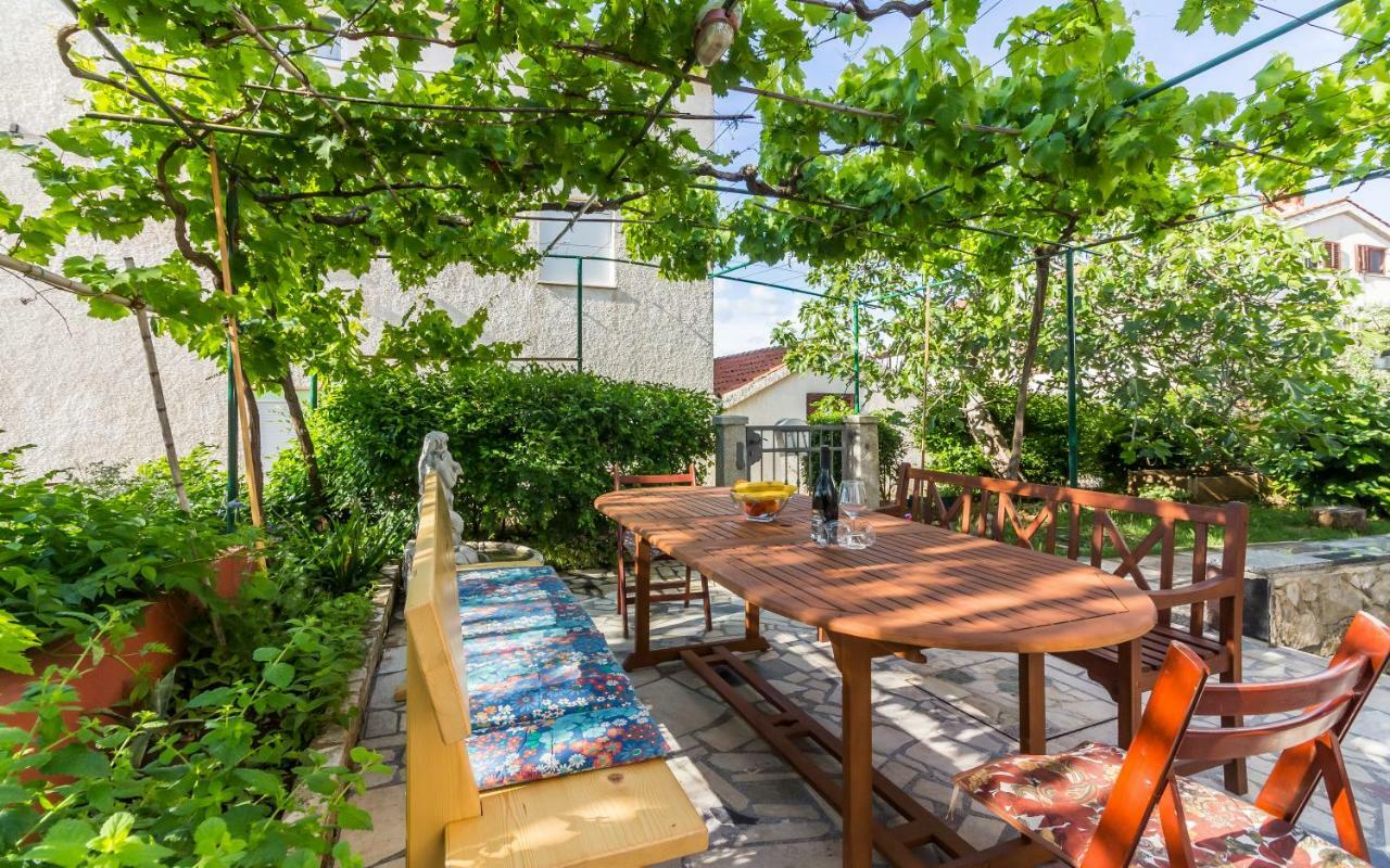 Three-bedroom Meden Appartamento *
