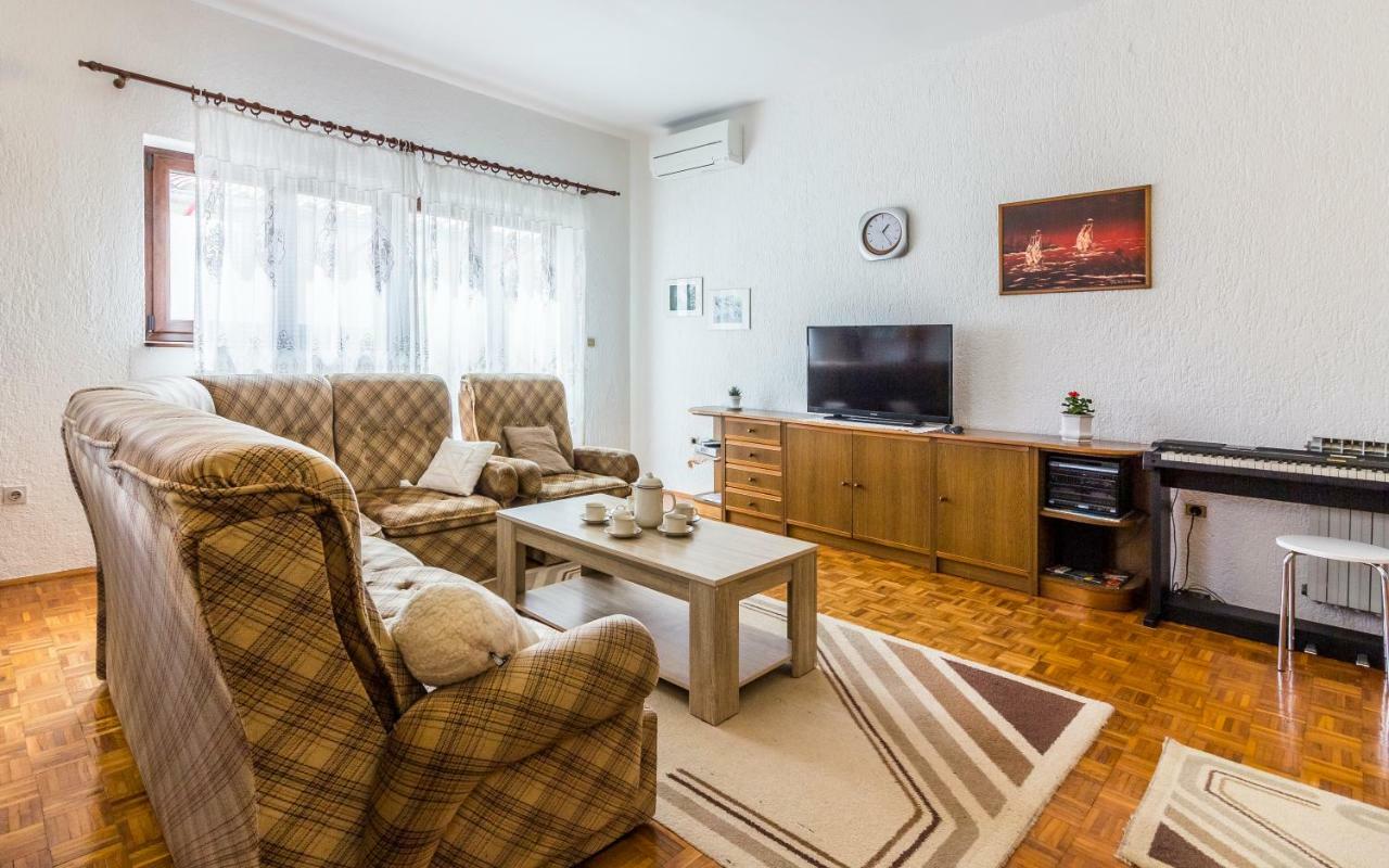 Three-bedroom Meden *