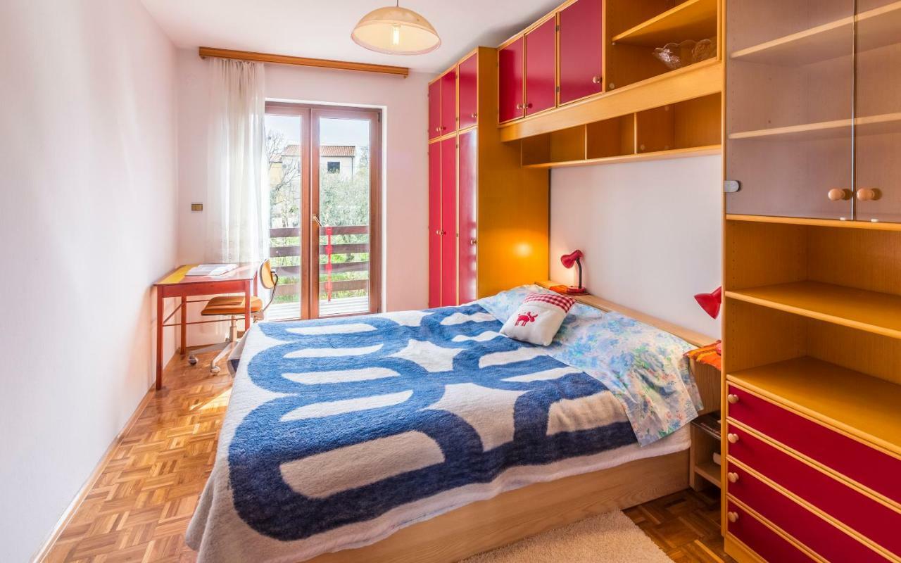 Three-bedroom Meden Appartamento
