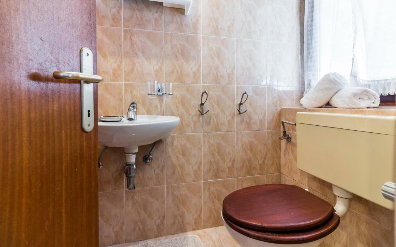 Three-bedroom Meden Appartamento *