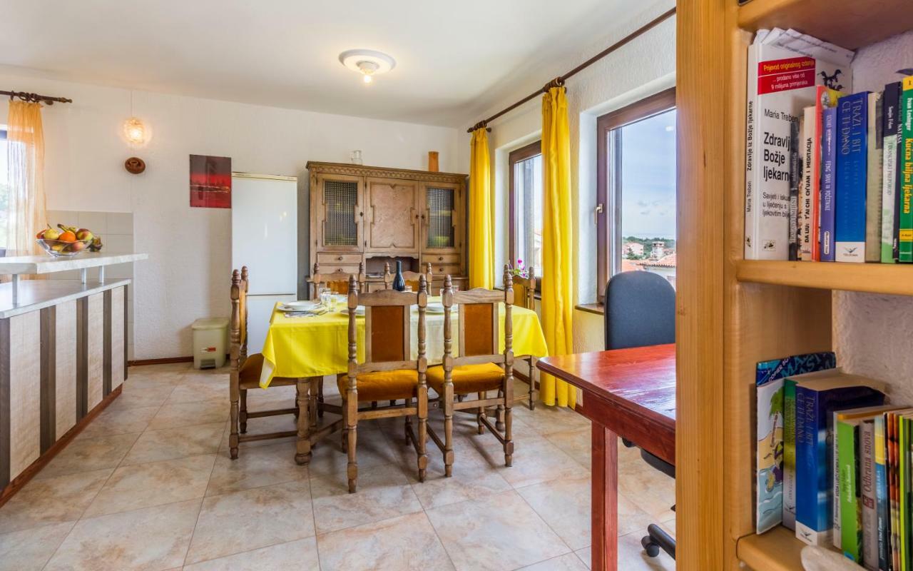 Three-bedroom Meden * Pomer